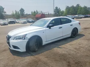 Lexus LS 4.6L 8 2015