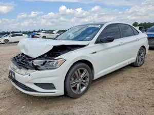 Volkswagen Jetta 1.4L 4 2020