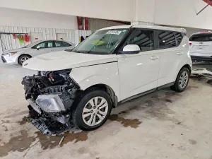 Kia Soul 2.0L 4 2020