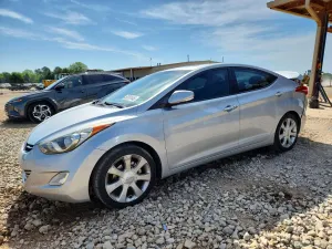 Hyundai Elantra 1.8L 4 2012