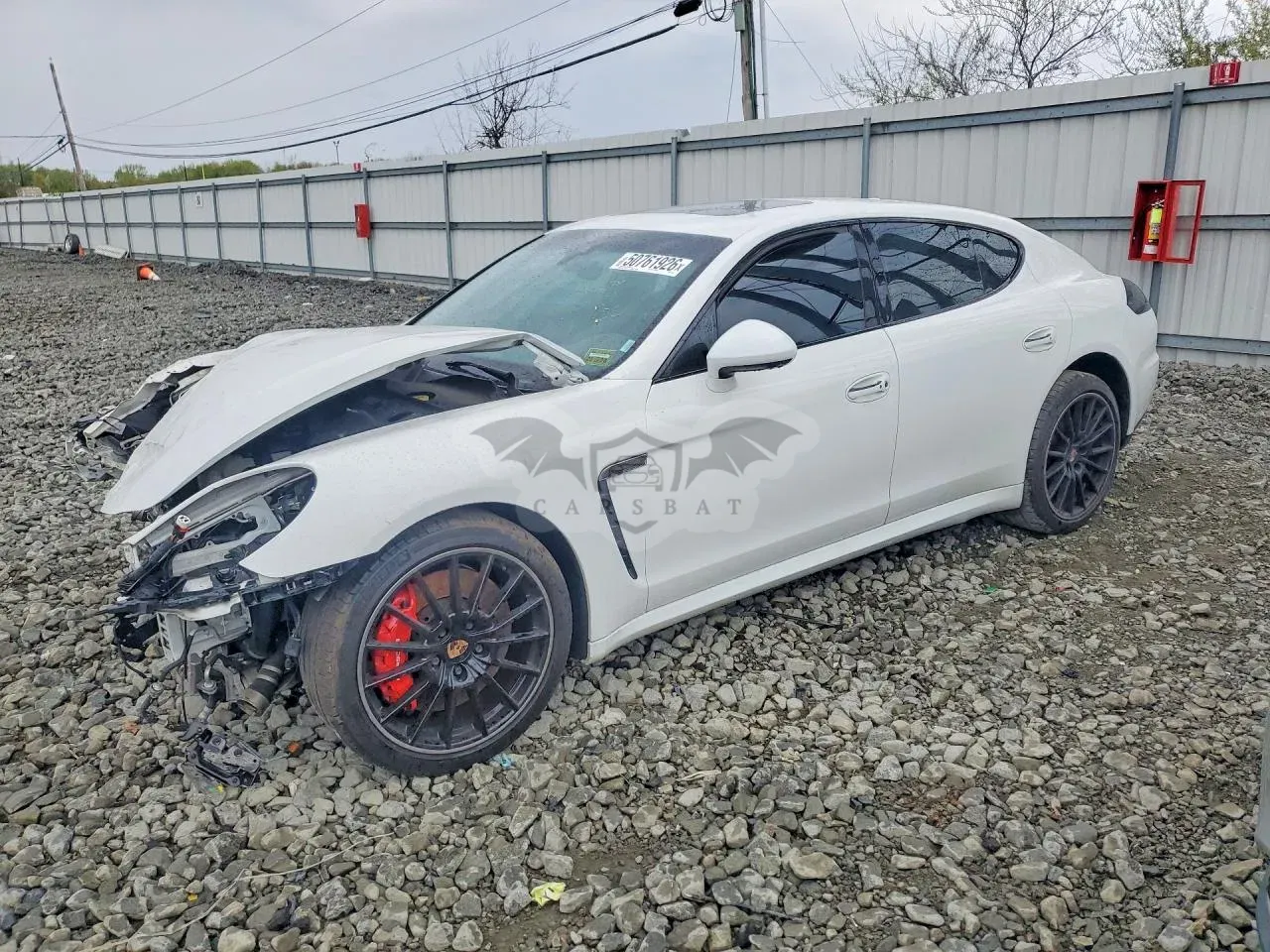 Porsche Panamera 4.8L 8 2014