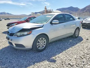 Kia Cerato / Forte / K3 2.0L 4 2013