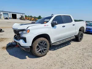 Chevrolet Silverado 1500 5.3L 8 2026