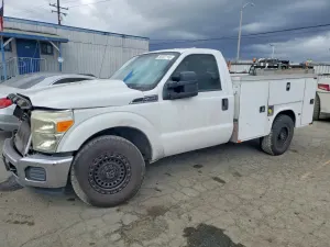 Ford F-250 6.2L 8 2015