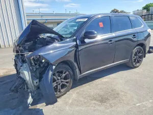 Mitsubishi Outlander 3.0L 6 2014