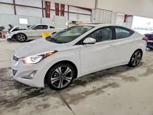 Hyundai Elantra 2.0L 4 2015