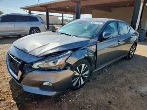 Nissan Altima 2.5L 4 2022