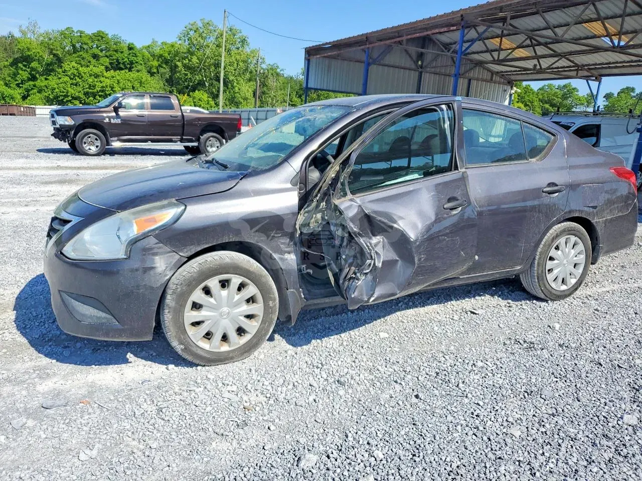 Nissan Versa 1.6L 4 2015