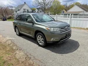 Toyota Highlander 3.5L 6 2013