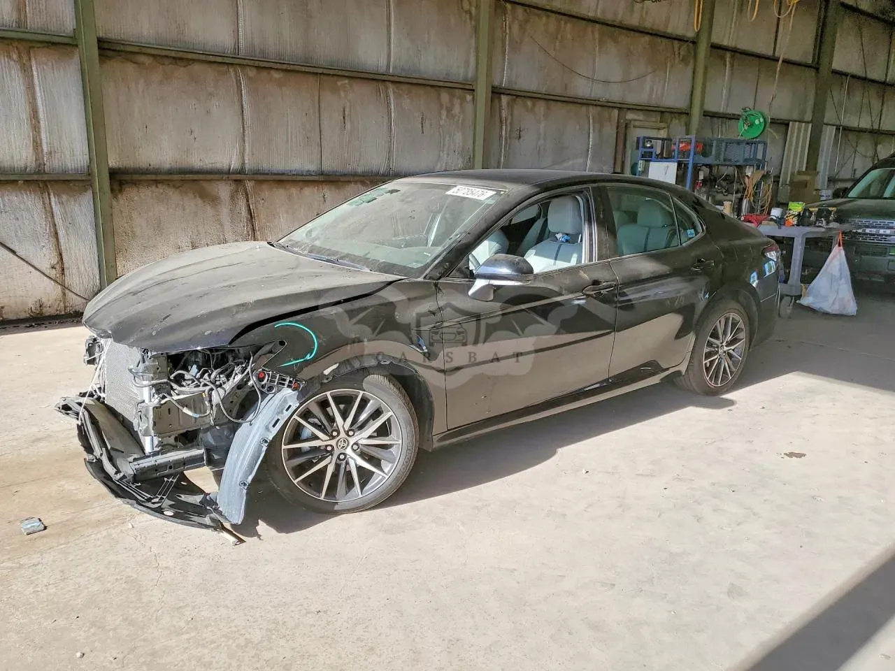 Toyota Camry 2.5L 4 2021