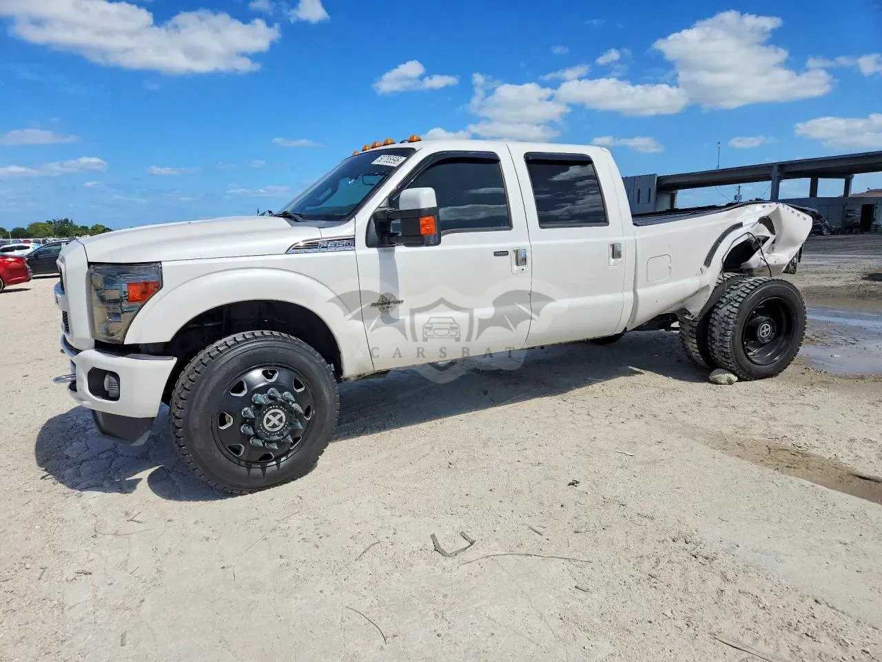 Ford F-350 6.7L 8 2014