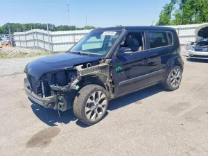 Kia Soul 2.0L 4 2013