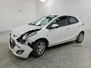 Mazda 2 1.5L 4 2011