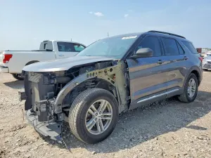 Ford Explorer 2.3L 4 2023