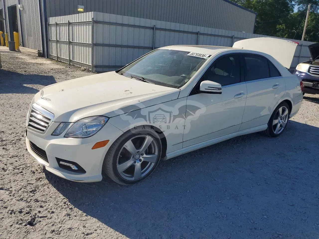Mercedes-Benz E 3.5L 6 2011