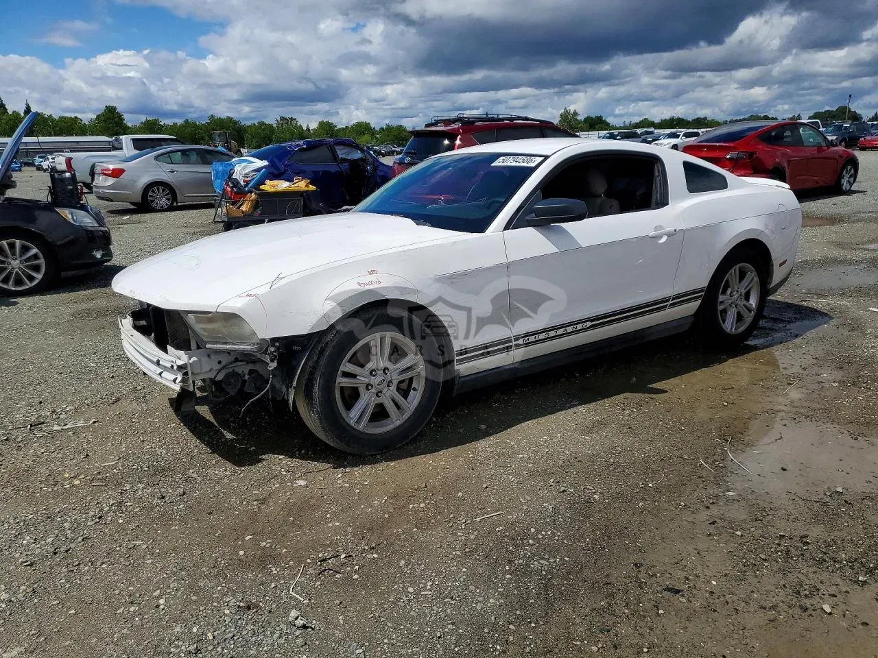 Ford Mustang 3.7L 6 2012