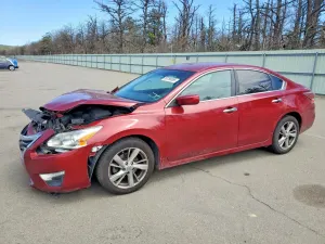 Nissan Altima 2.5L 4 2015