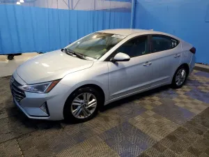 Hyundai Elantra 2.0L 4 2019