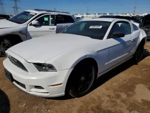 Ford Mustang 3.7L 6 2014