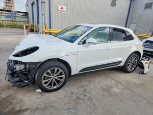 Porsche Macan 2.0L 4 2024