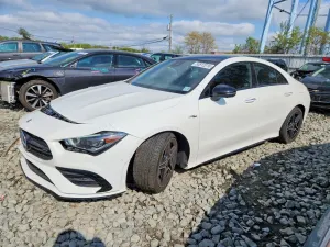 Mercedes-Benz CLA 2.0L 4 2022