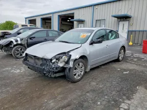Nissan Altima 2.5L 4 2012