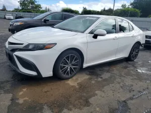 Toyota Camry 2.5L 4 2023