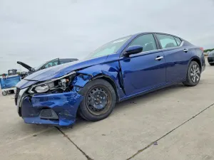 Nissan Altima 2.5L 4 2020