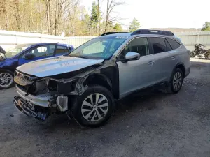 Subaru Outback 2.5L 4 2022