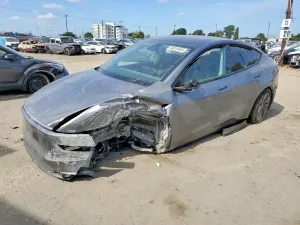 Tesla Model Y 2026