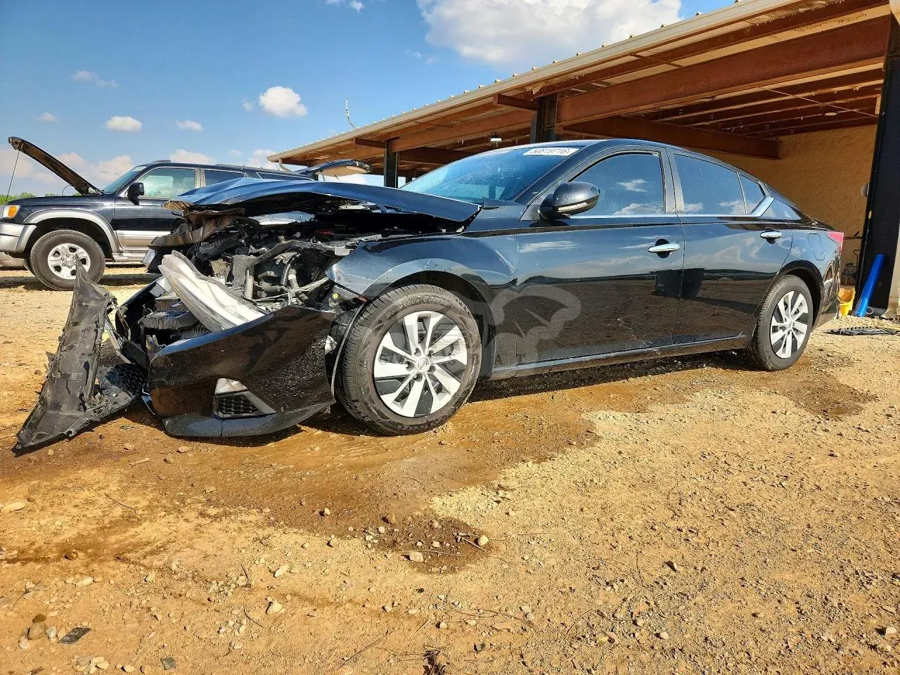 Nissan Altima 2.5L 4 2020