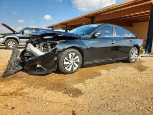 Nissan Altima 2.5L 4 2020