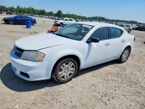 Dodge Avenger 2.4L 4 2013