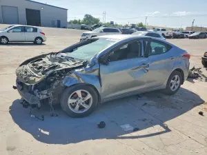 Hyundai Elantra 1.8L 4 2015