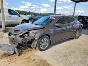 Nissan Altima 2.5L 4 2015
