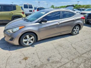 Hyundai Elantra 1.8L 4 2013