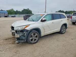 Toyota Highlander 3.5L 6 2014