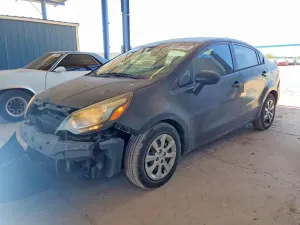 Kia Rio 1.6L 4 2014