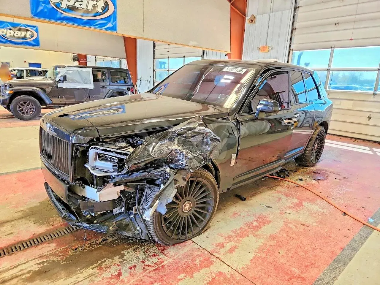 Rolls-Royce Cullinan 6.8L 12 2023