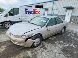 Toyota Camry 2.2L 4 1999