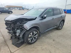 Nissan Rogue 2.5L 4 2021