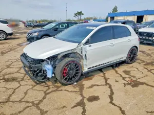 Volkswagen Golf 2.0L 4 2023