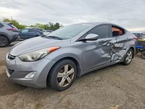 Hyundai Elantra 1.8L 4 2013