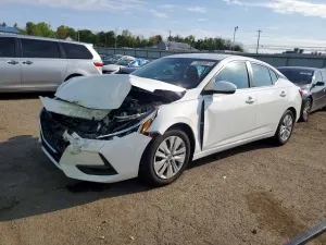 Nissan Sentra 2.0L 4 2023