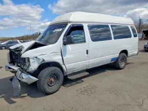 Ford Econoline 4.6L 8 2010