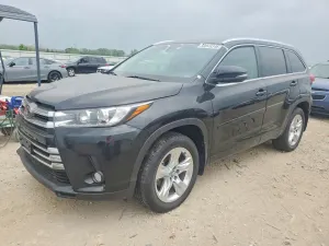Toyota Highlander 3.5L 6 2017