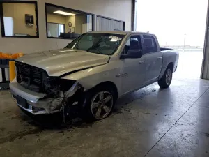 RAM 1500 5.7L 8 2014