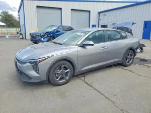 Kia K4 2.0L 4 2025