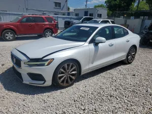 Volvo S60 2.0L 4 2020