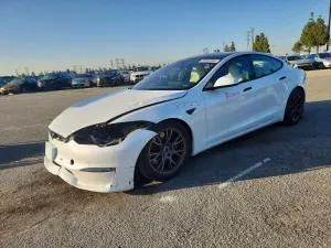 Tesla Model S 2023